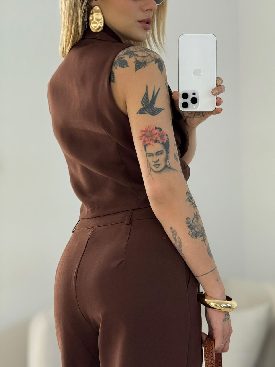 CONJUNTO ELÔ COLETE MARROM