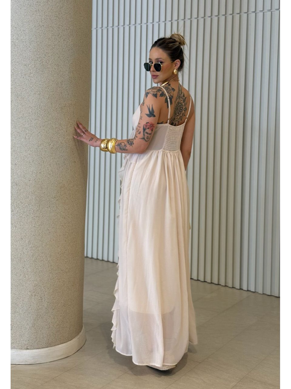 VESTIDO CORA BABADOS MARFIM