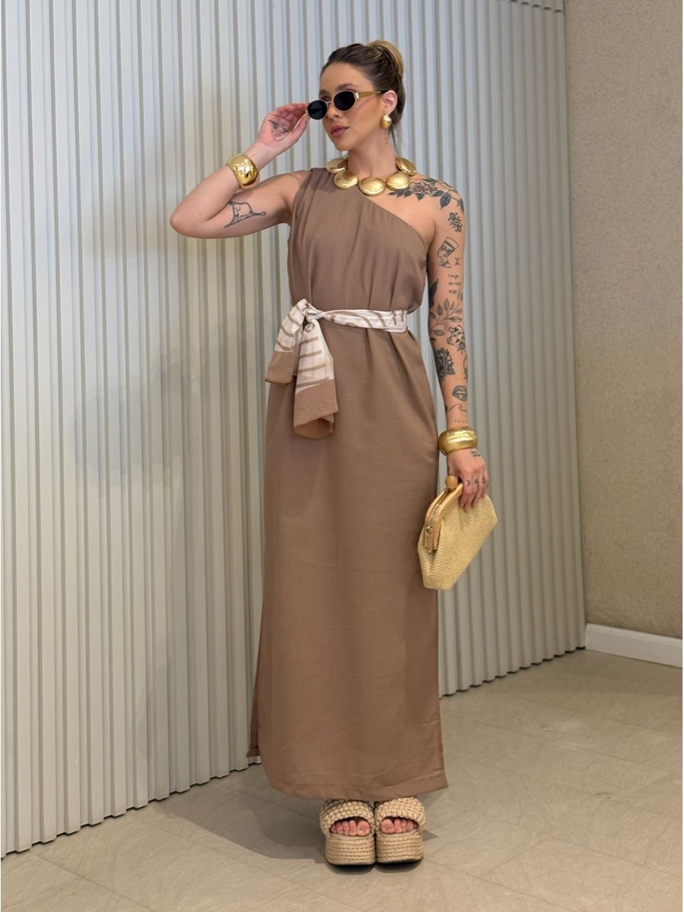 VESTIDO ROSANGELA NULA MANGA CAPUCCINO - 00683301... - CAROLLA FERRARO