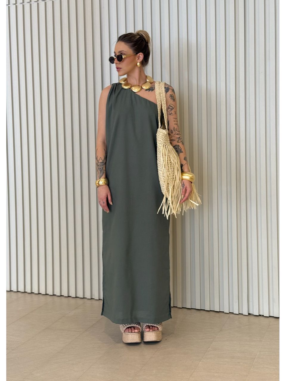 VESTIDO ROSANGELA NULA MANGA VERDE - 0068330014 - CAROLLA FERRARO