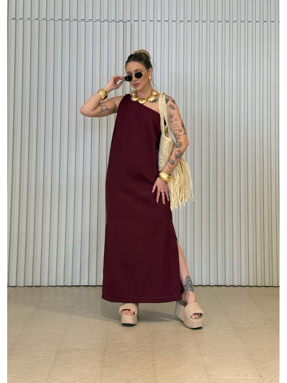VESTIDO ROSANGELA NULA MANGA VINHO - 0068330168 - CAROLLA FERRARO