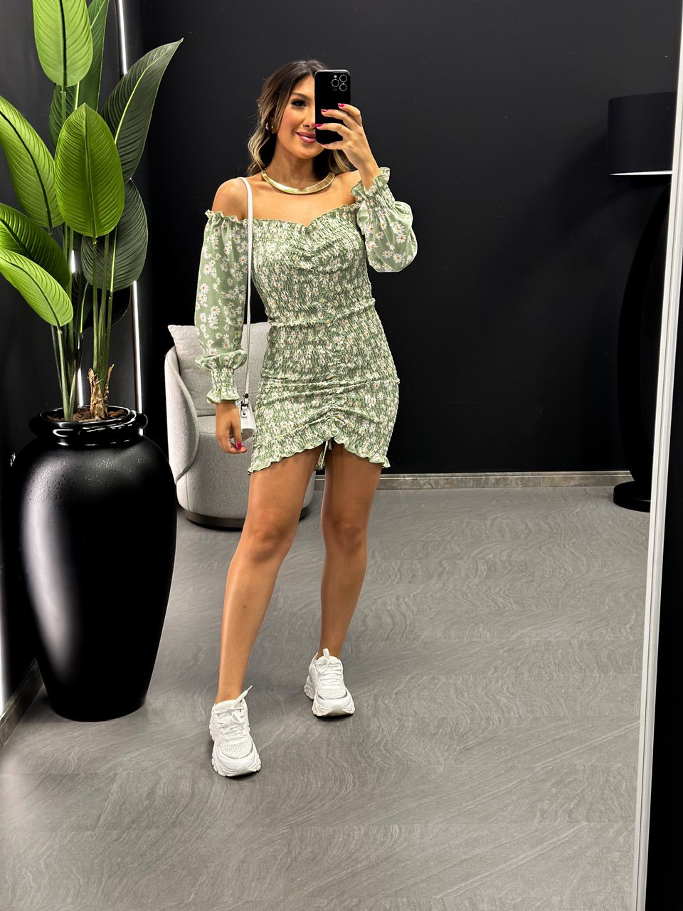 VESTIDO LIVIA LASTEX PISTACHE
