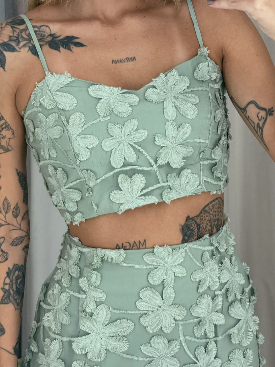 CONJUNTO RITA FLOR SAIA VERDE