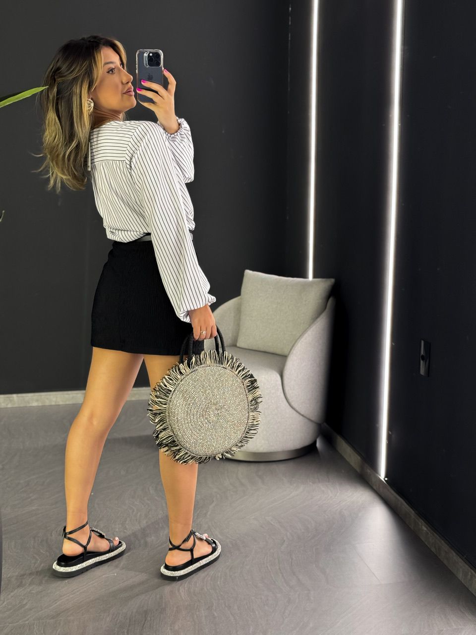 SAIA MANUELA CURTA PRETA