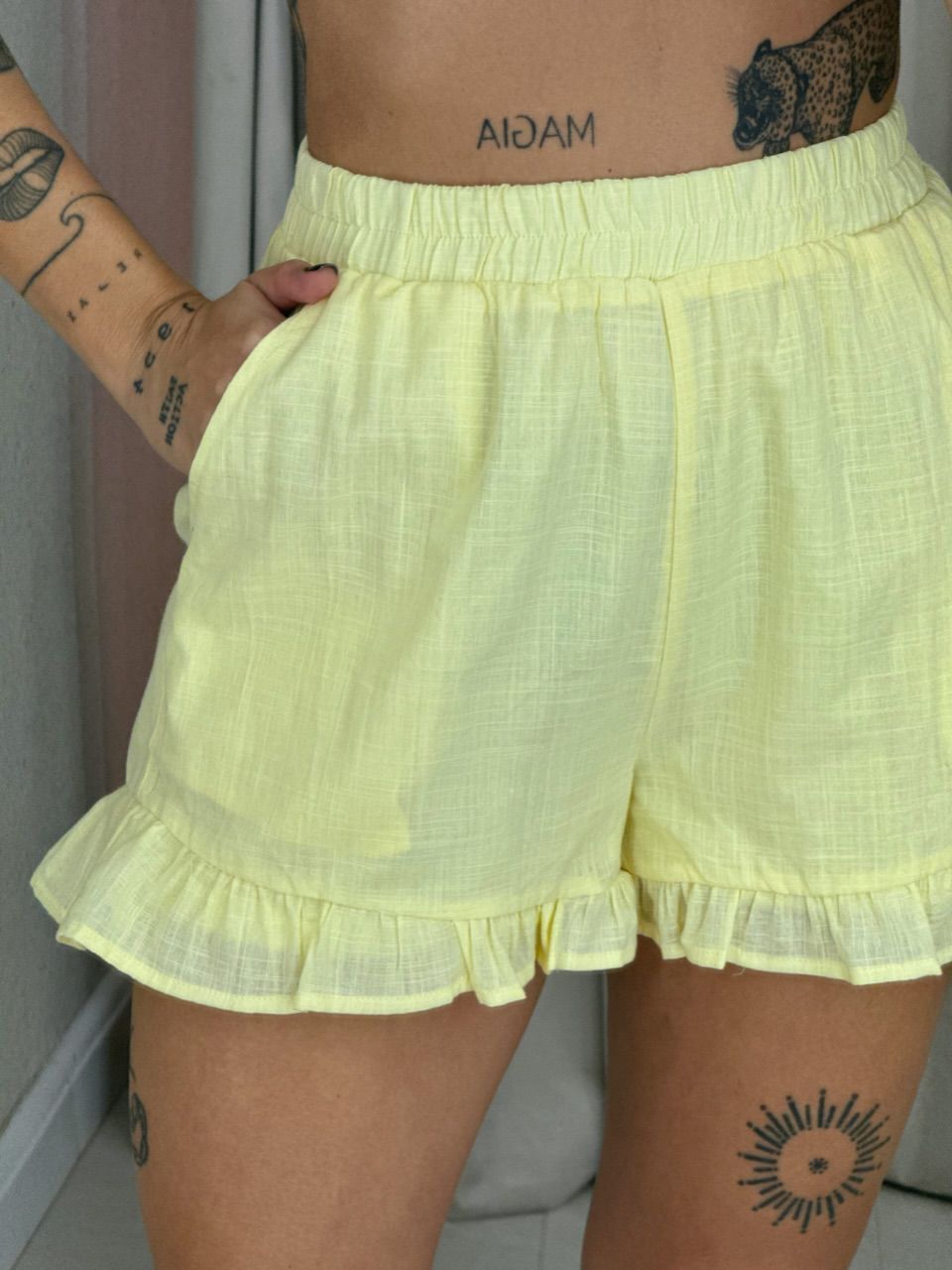 CONJUNTO STEFANI BATA AMARELO