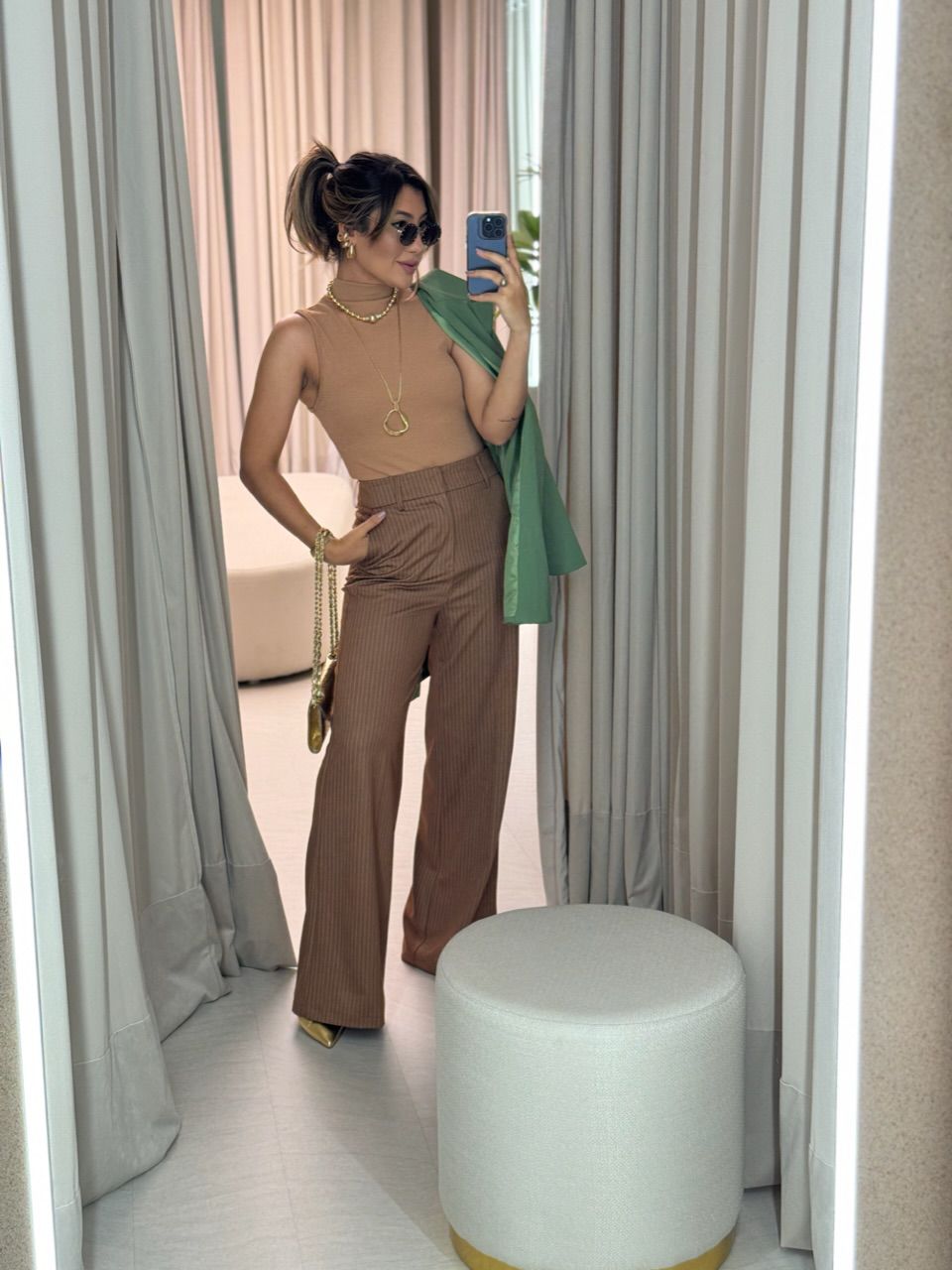 BODY GOLA ALTA NUDE