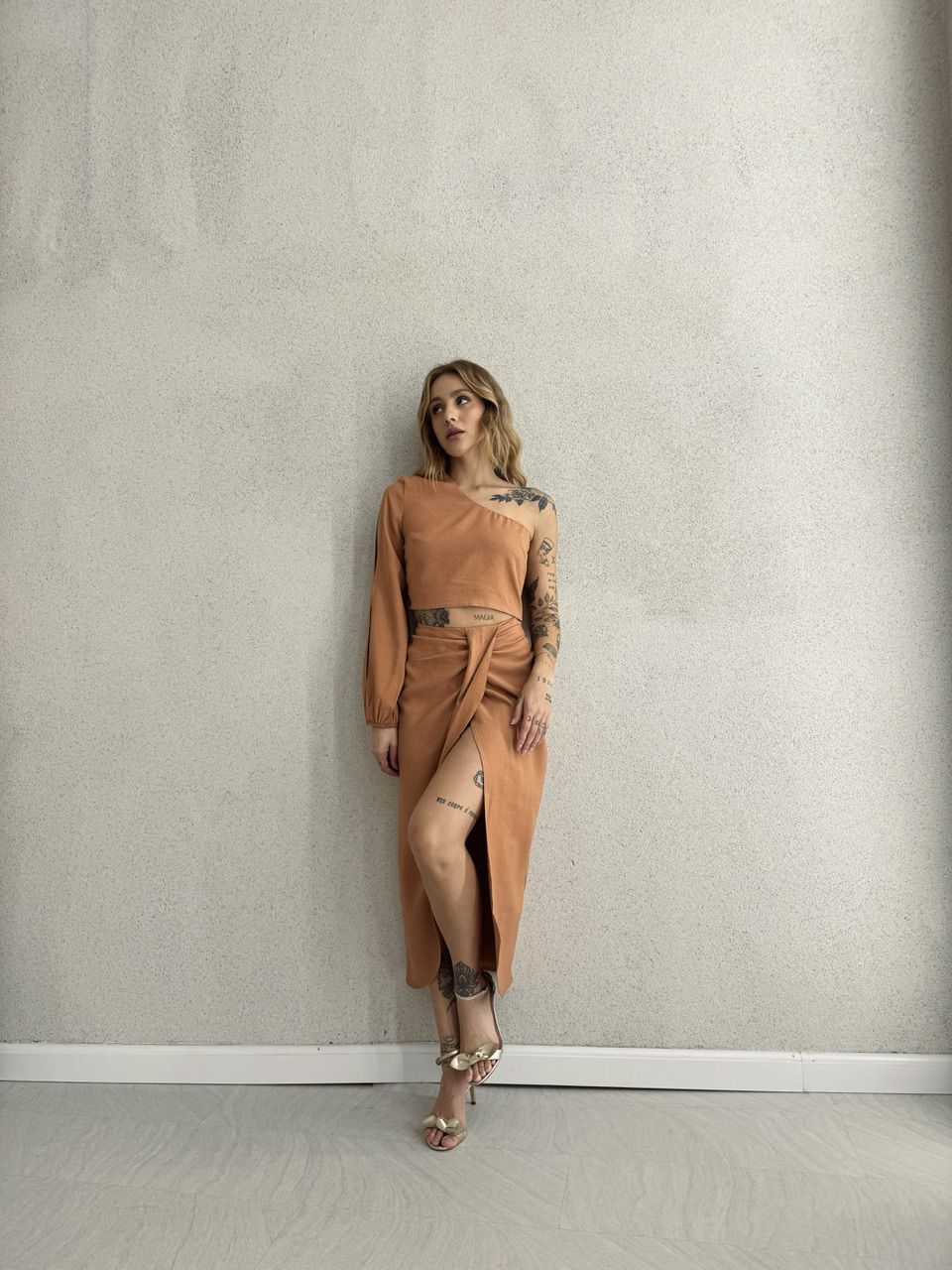 CONJUNTO CAROLINA NULA MANGA CARAMELO
