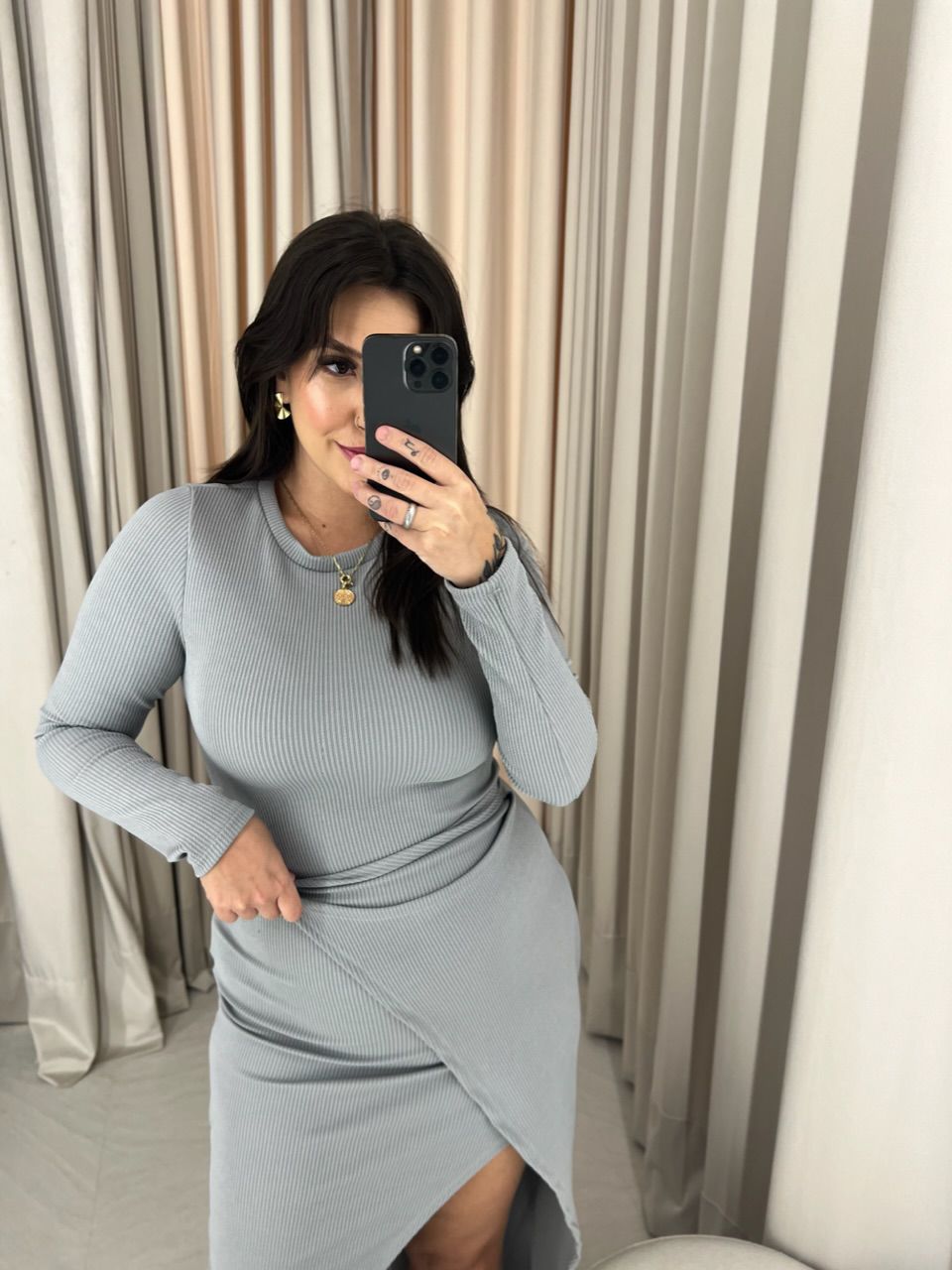 VESTIDO ALANA ANARRUGA CINZA