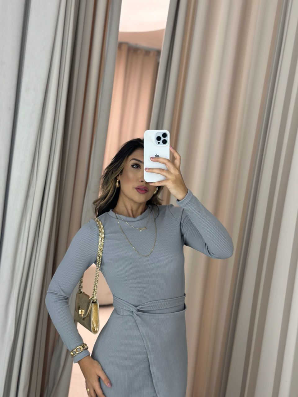 VESTIDO ALANA ANARRUGA CINZA