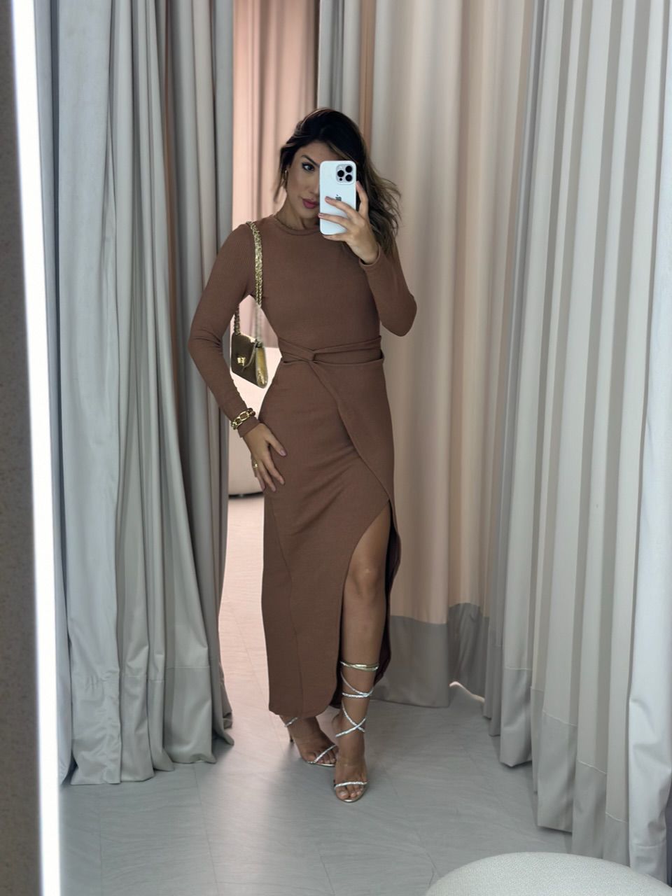 VESTIDO ALANA ANARRUGA MARROM