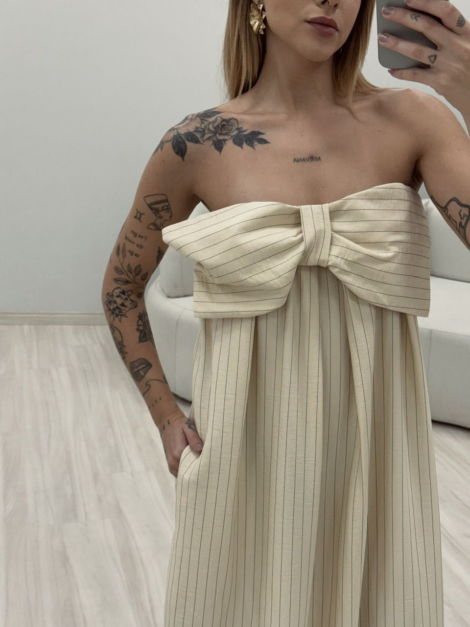 VESTIDO LAÇO RISCA DE GIZ MARFIM