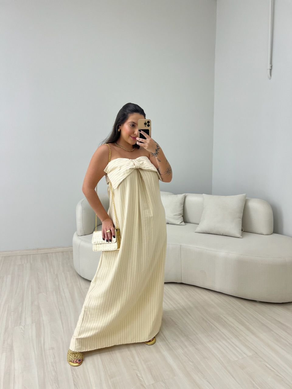 VESTIDO LAÇO RISCA DE GIZ MARFIM