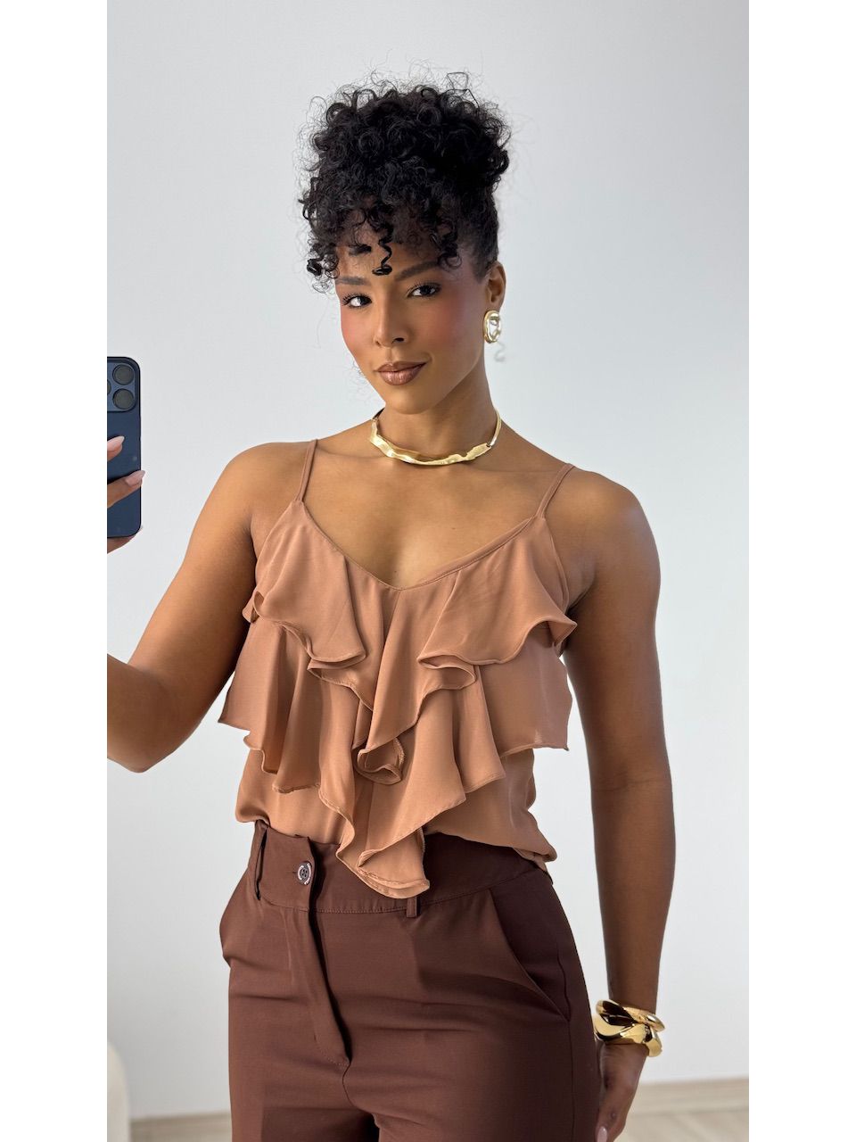 BLUSA MAYA ALÇA CAPUCCINO - 0063770125 - CAROLLA FERRARO