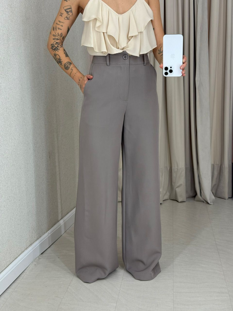 CALÇA MARIA EDUARDA PANTALONA CINZA - 0060730091 - CAROLLA FERRARO