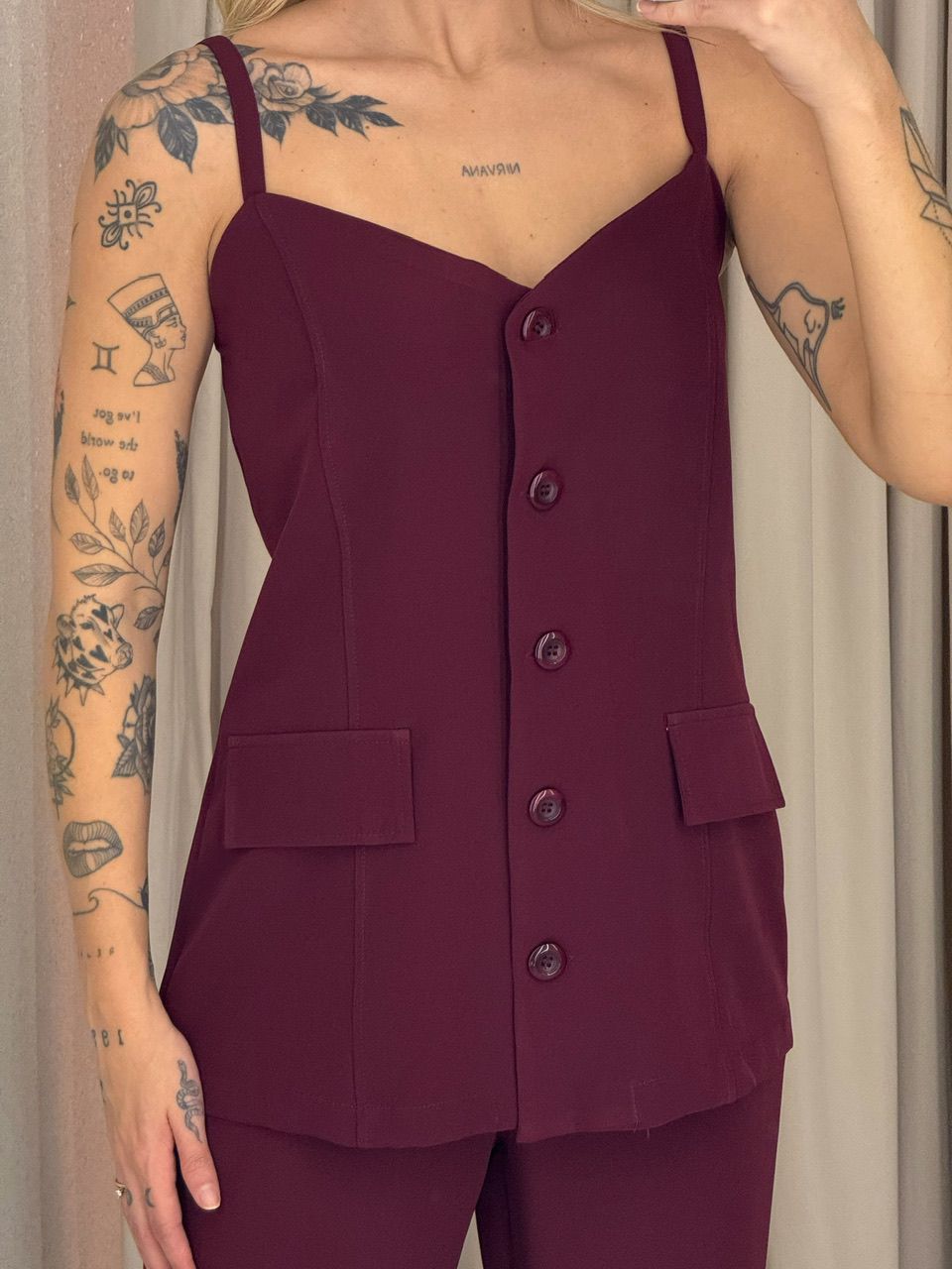 CONJUNTO ALESSIA BLUSA CALÇA VINHO