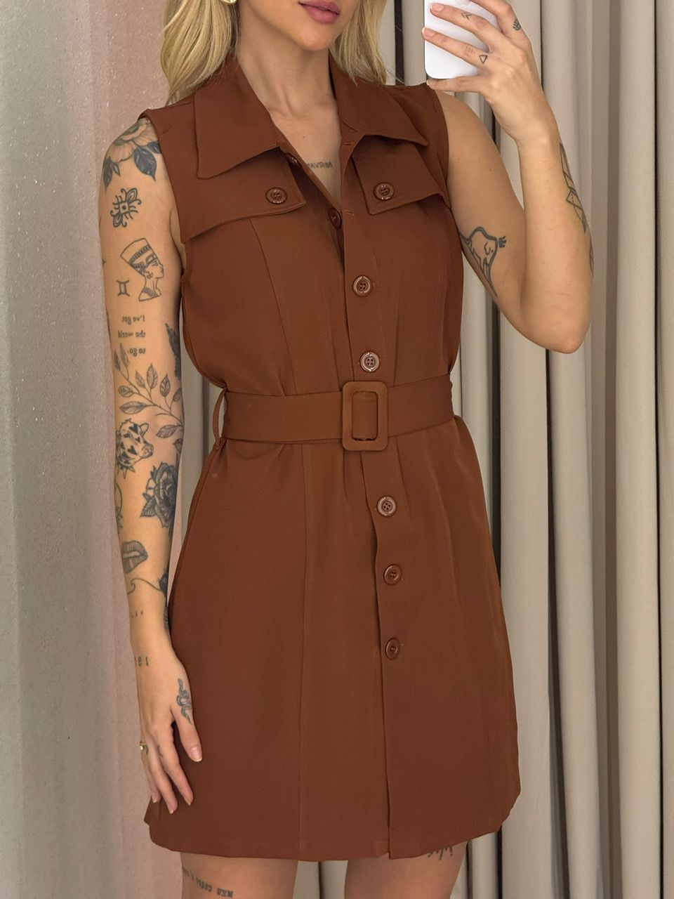 VESTIDO SARAH BOTÕES CARAMELO