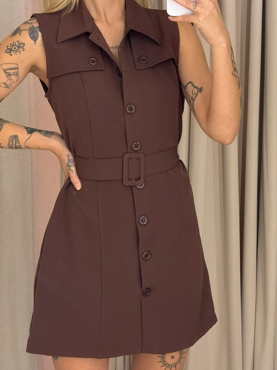 VESTIDO SARAH BOTÕES MARROM