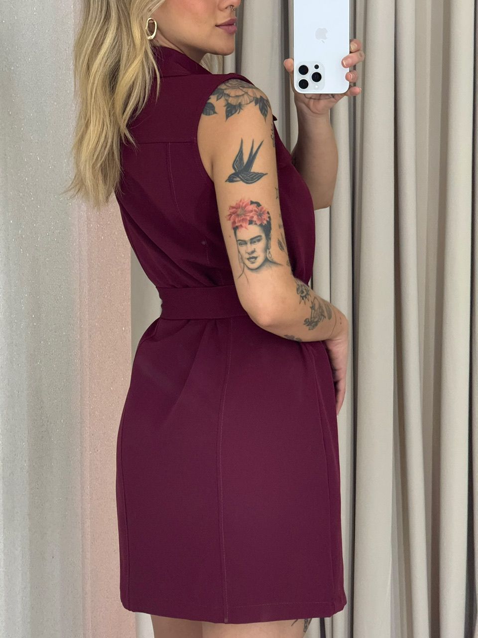 VESTIDO SARAH BOTÕES VINHO