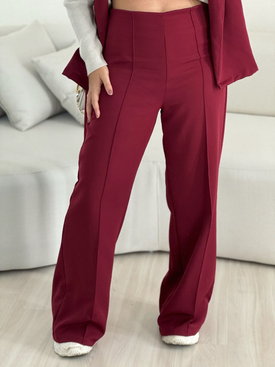 CONJUNTO ÍSIS COLETE CHERRY RED