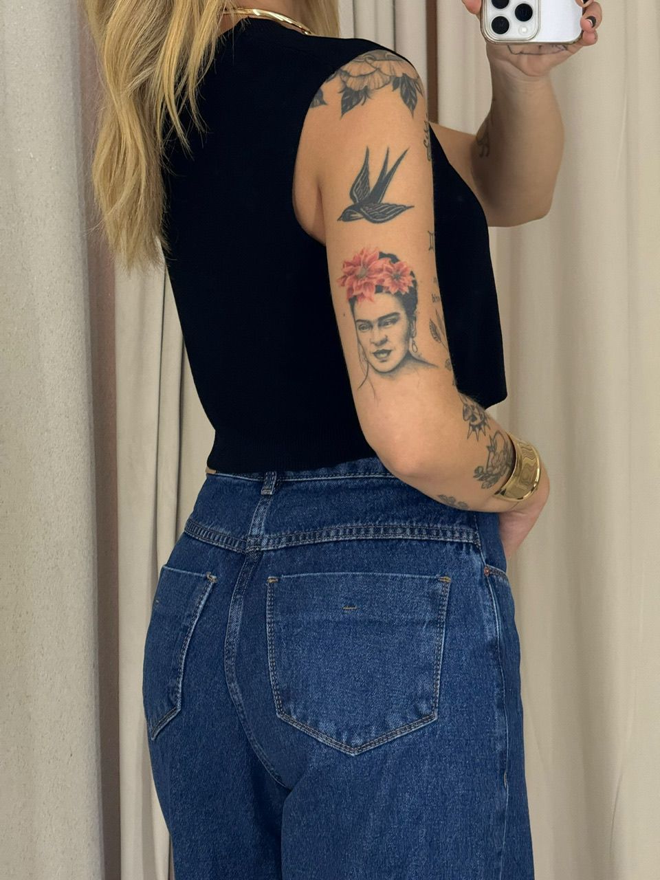 BLUSA GABI CAVADA PRETA