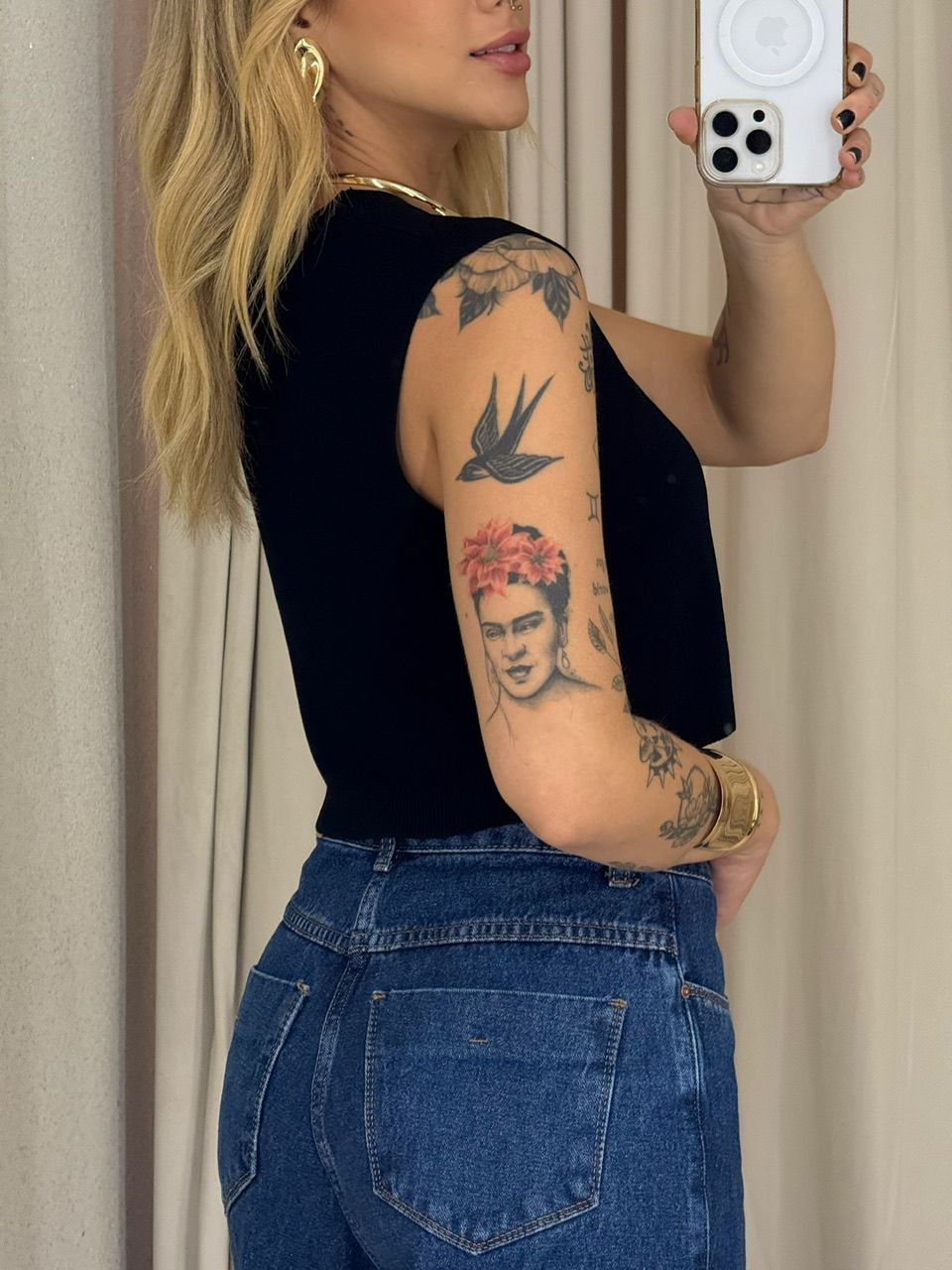 BLUSA GABI CAVADA PRETA