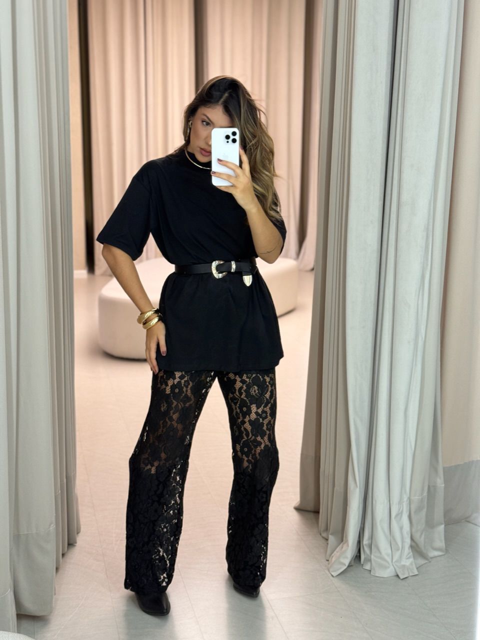 CALÇA RUTY RENDA PRETA