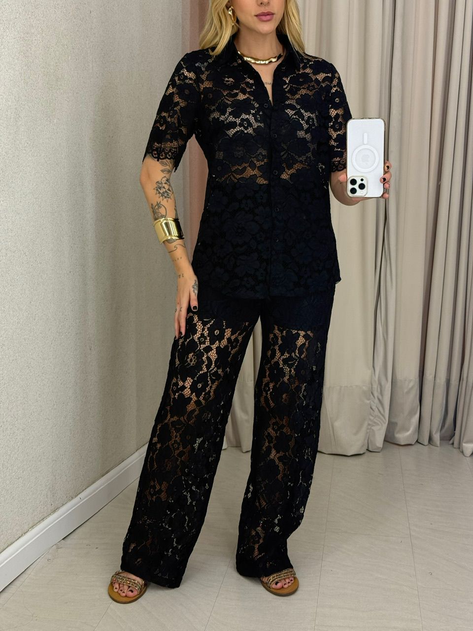 CALÇA RUTY RENDA PRETA
