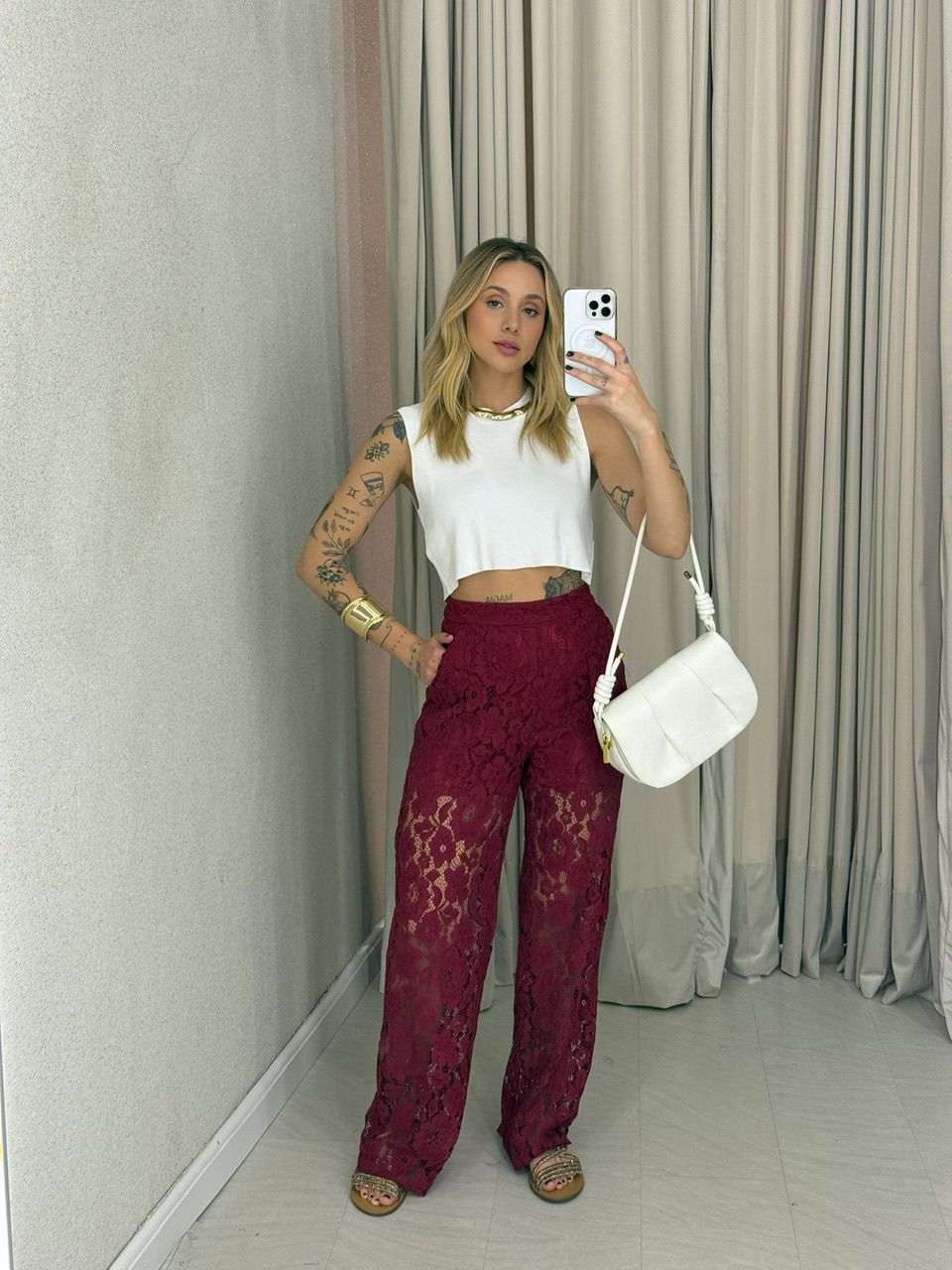 CALÇA RUTY RENDA VINHO