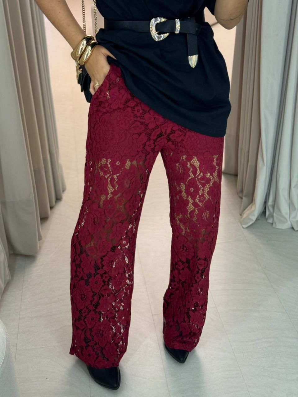 CALÇA RUTY RENDA VINHO - 0065160168 - CAROLLA FERRARO