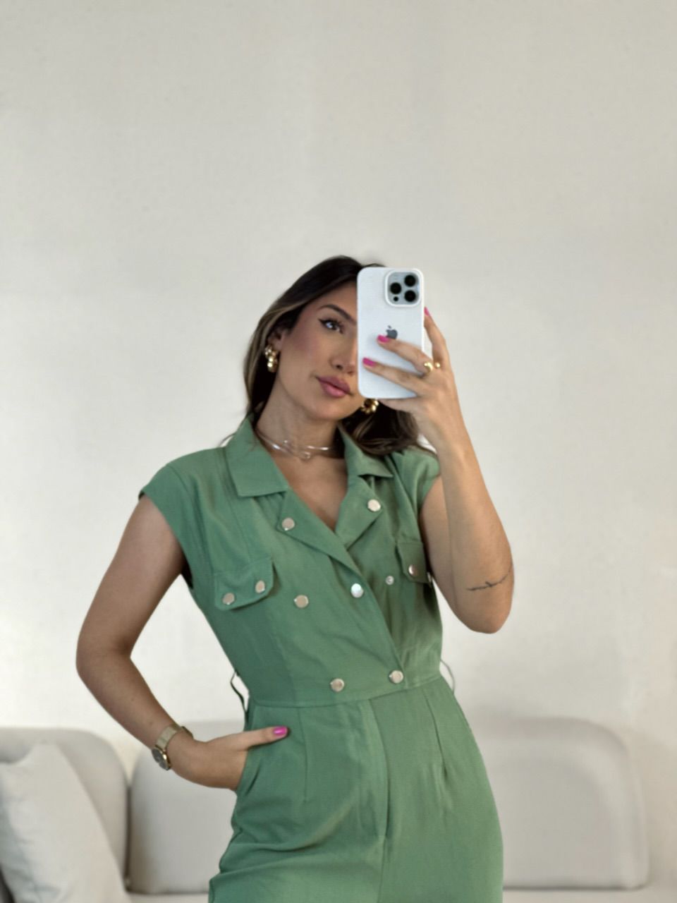 MACACÃO OLÍVIA BOTÕES VERDE