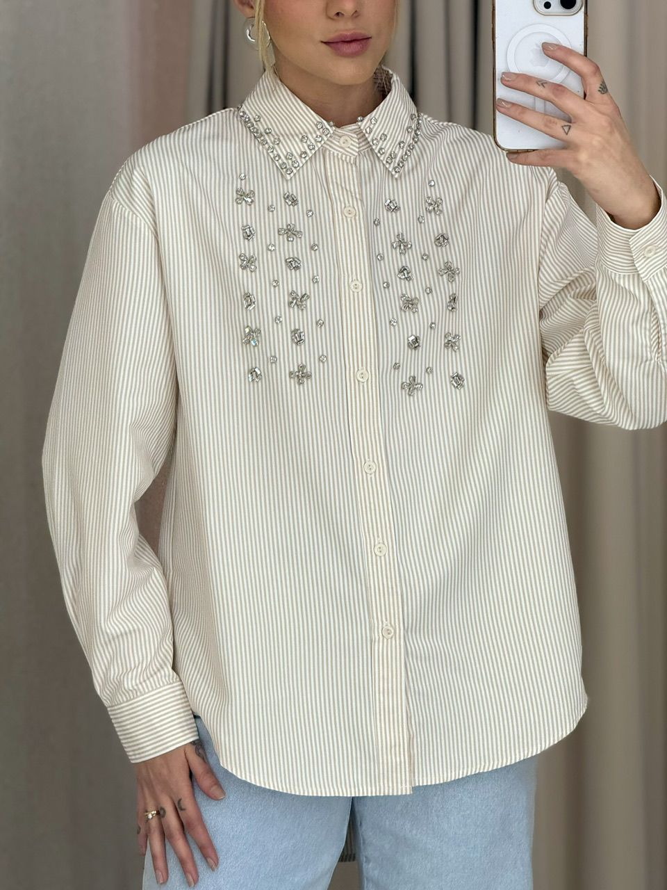 CAMISA JOICE BORDADA NUDE