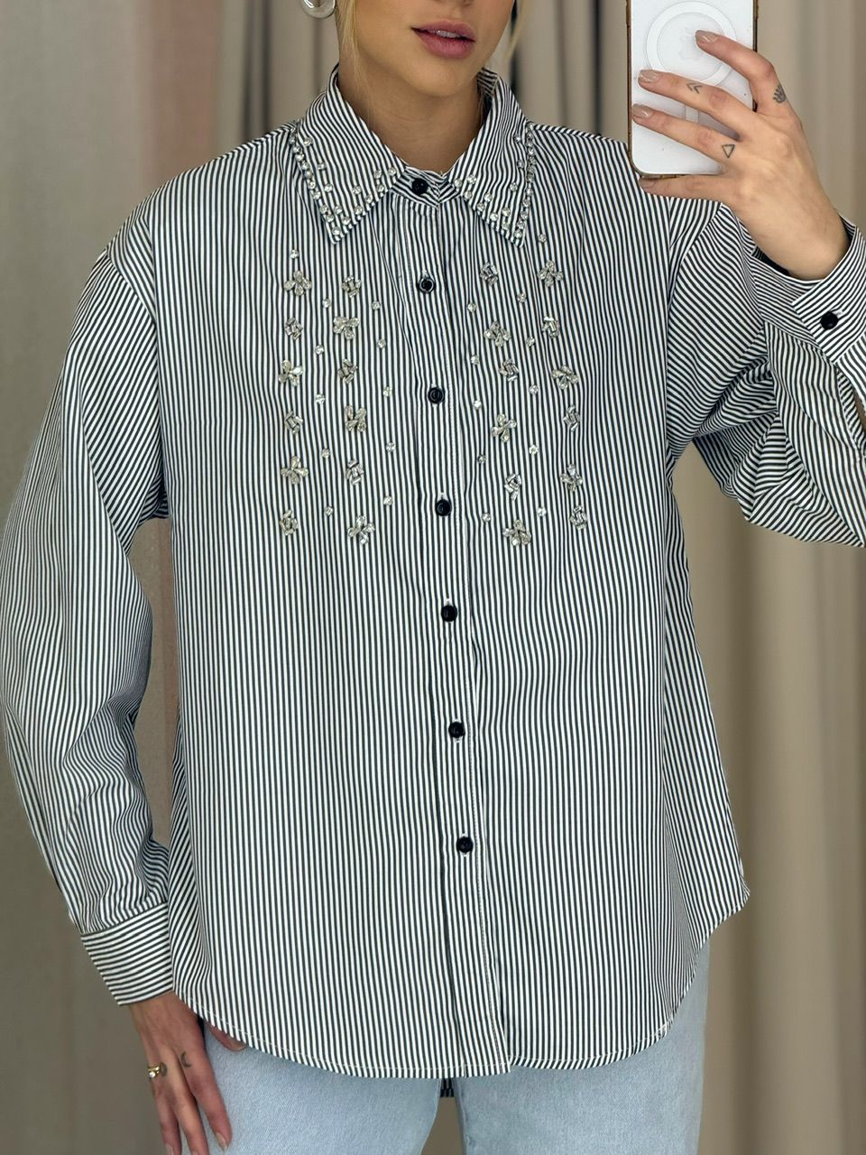 CAMISA JOICE BORDADA PRETA