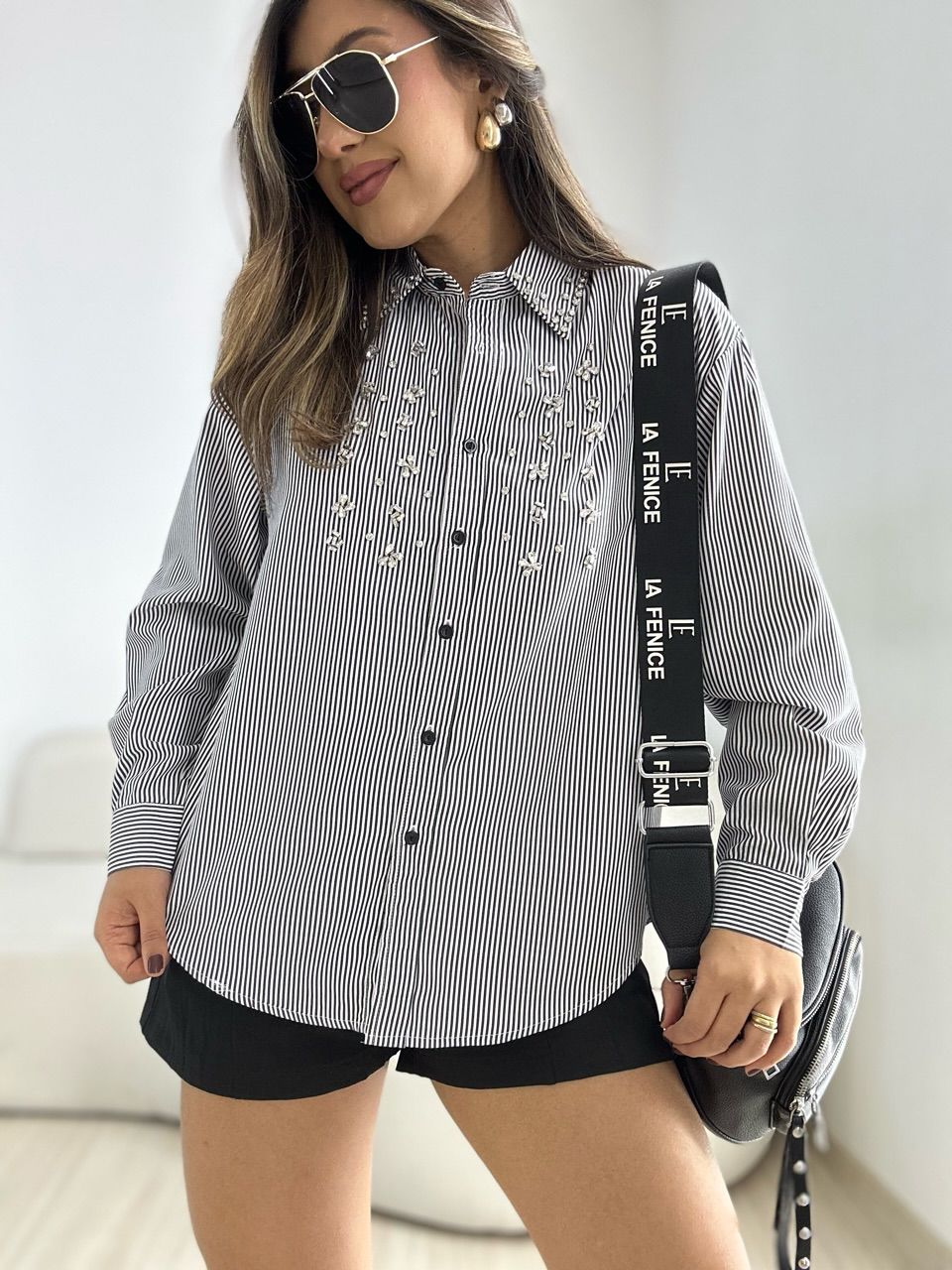CAMISA JOICE BORDADA PRETA
