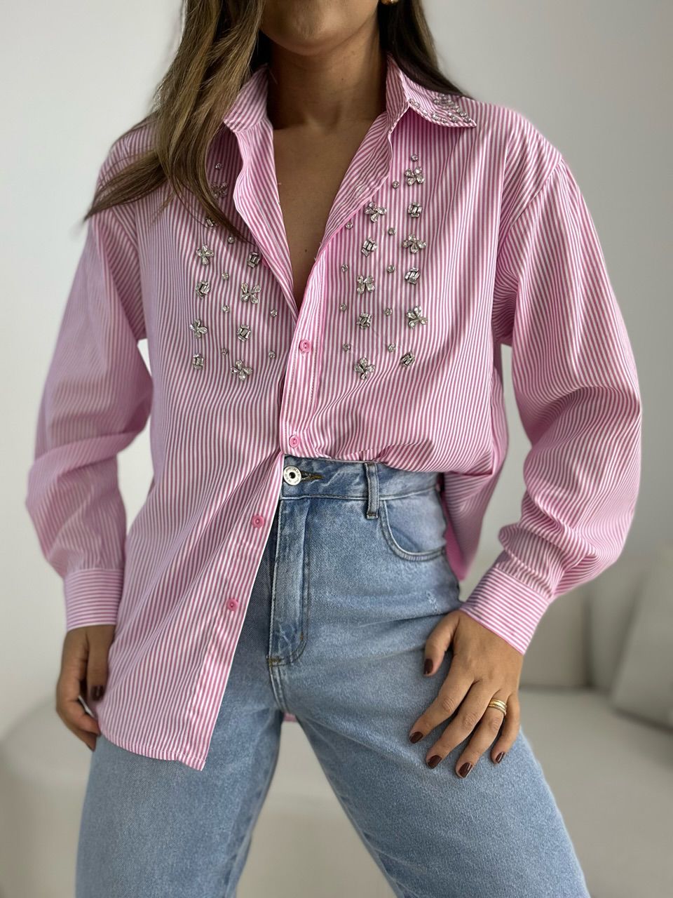 CAMISA JOICE BORDADA ROSA