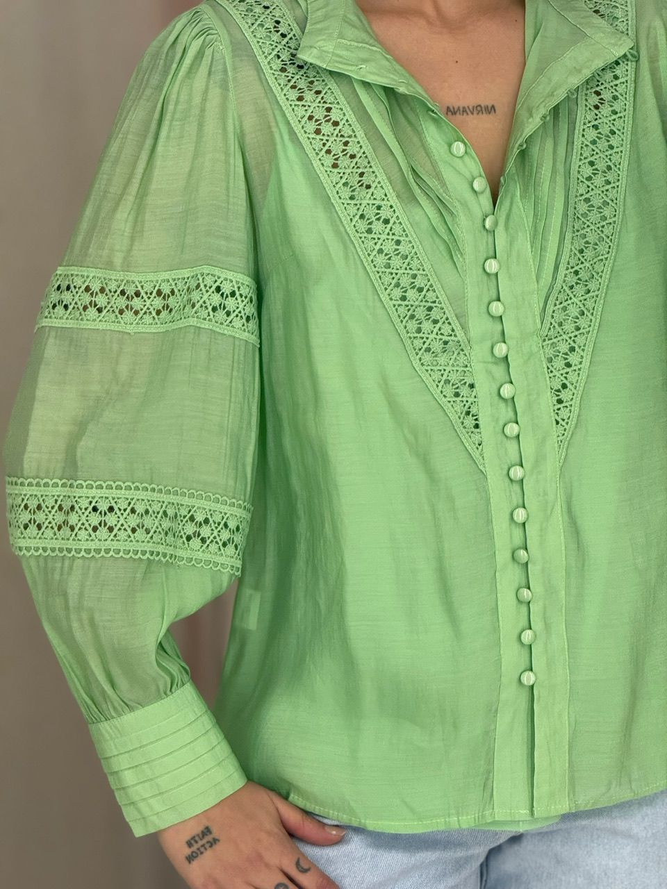 CAMISA LAURA LAISE VERDE