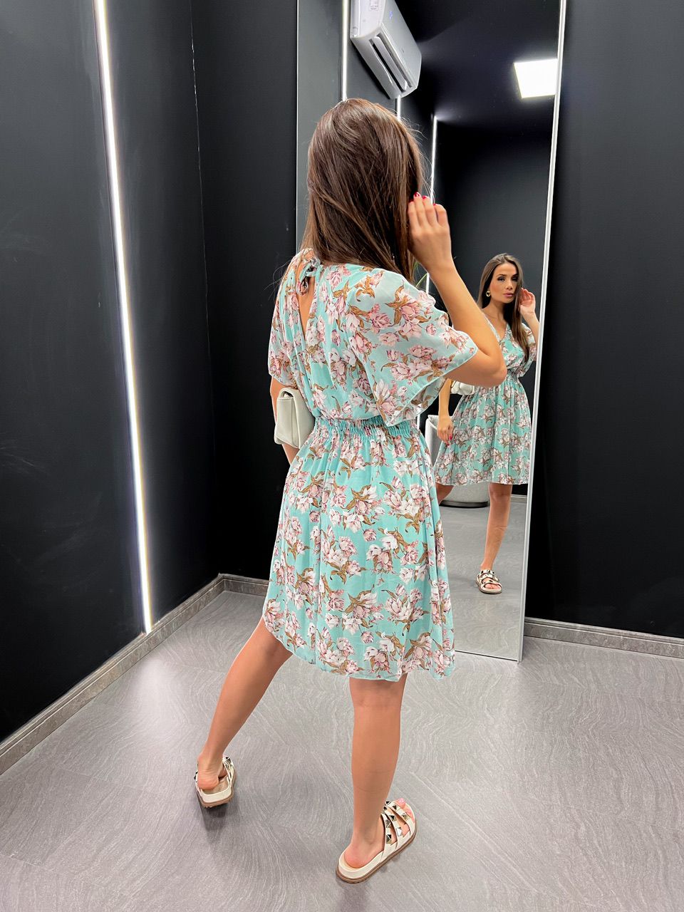 VESTIDO FLORES CURTO LASTEX AZUL