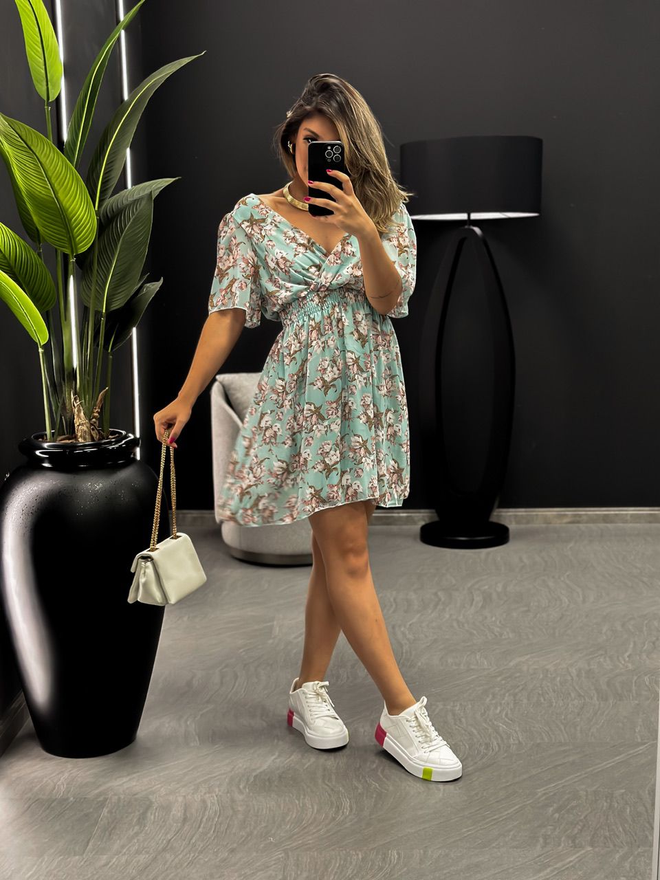 VESTIDO FLORES CURTO LASTEX AZUL