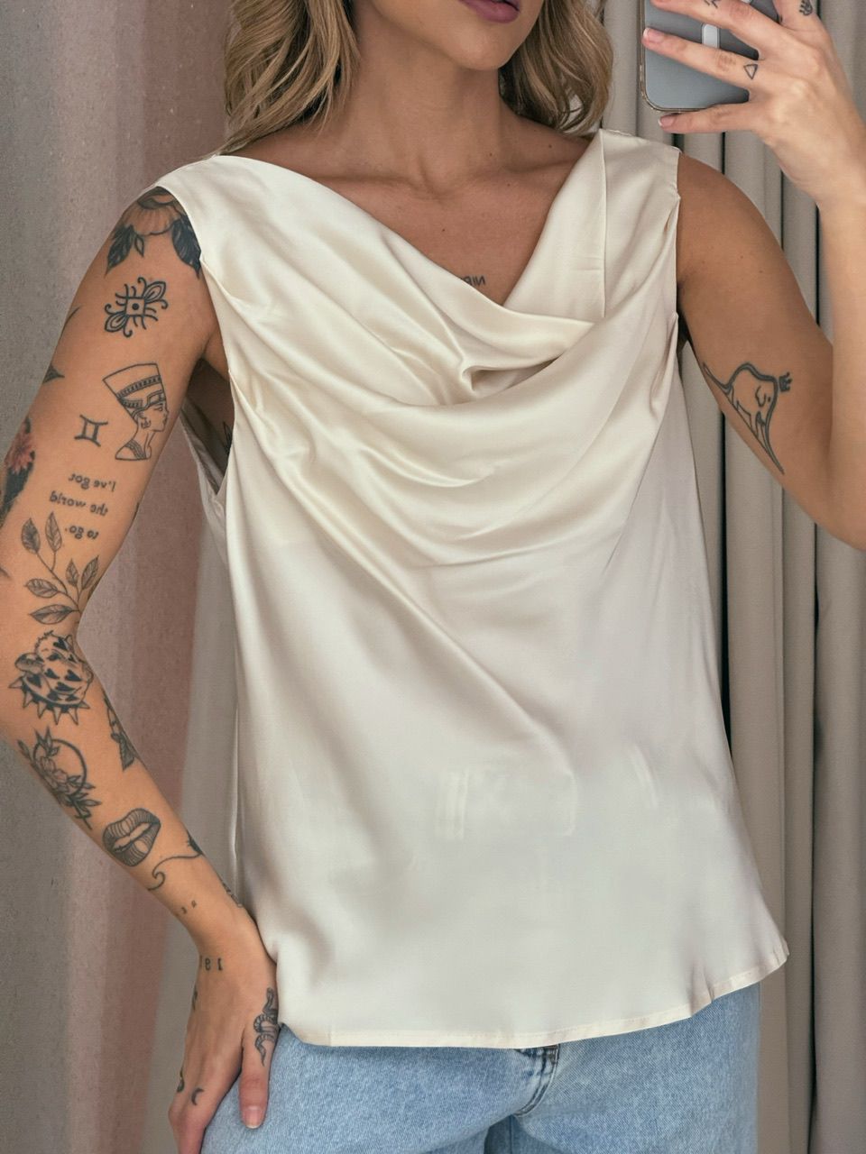 BLUSA VALQUÍRIA ACETINADA MARFIM