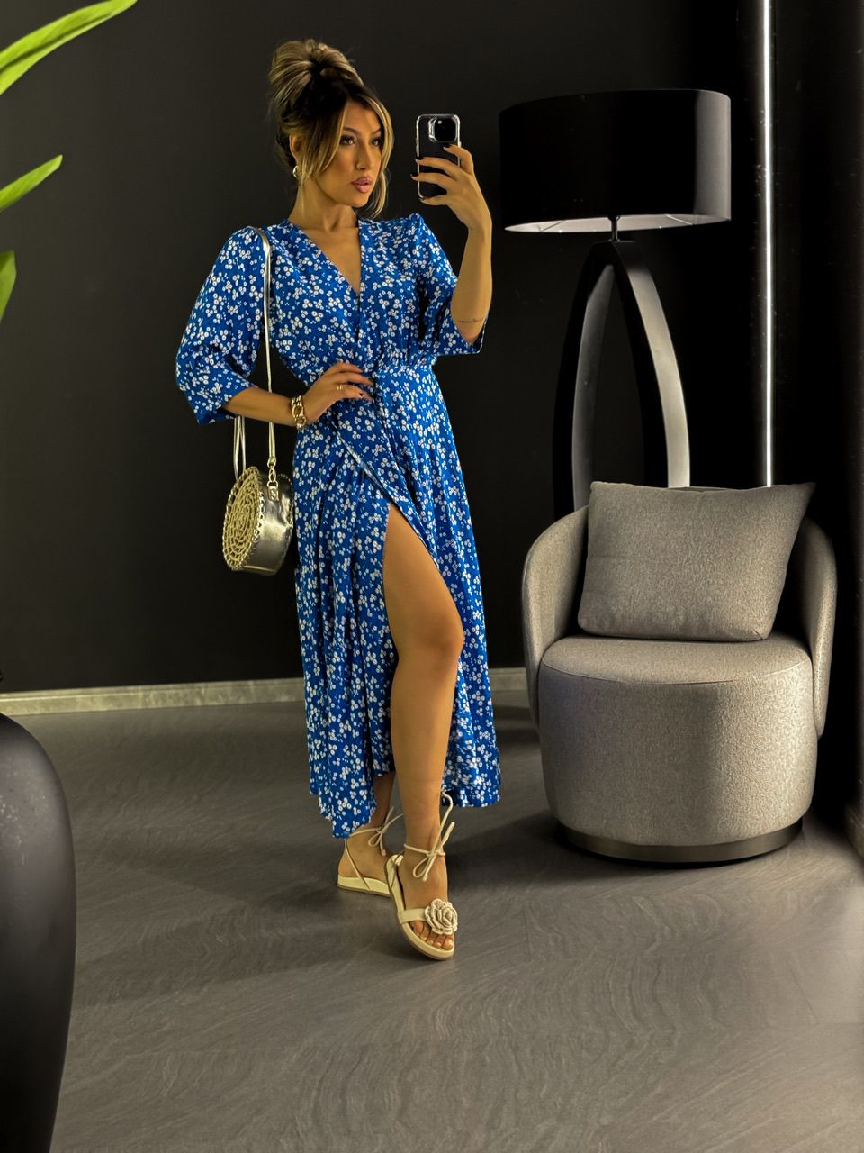 VESTIDO FLOR PETÚNIA ENVELOPE AZUL