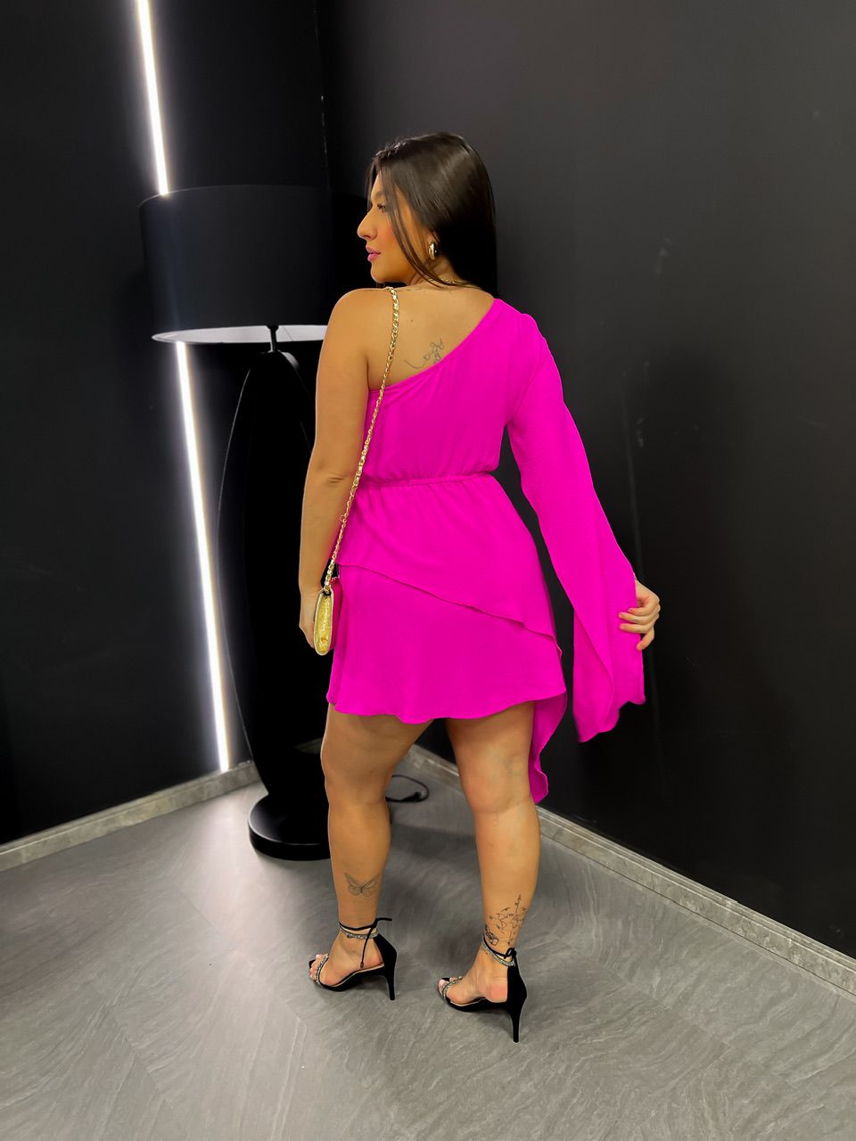 VESTIDO ISA NULA MANGA LONGA ROSA CHICLETE