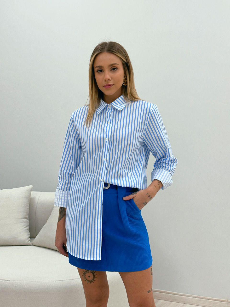 CAMISA DIANA LISTRADA AZUL - 0048170109 - CAROLLA FERRARO