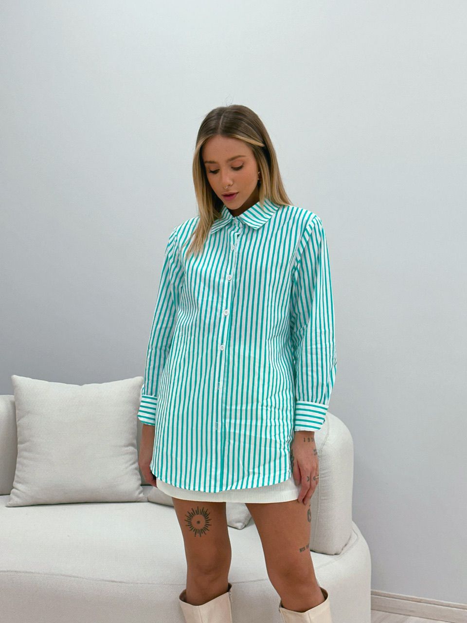 CAMISA DIANA LISTRADA VERDE ÁGUA