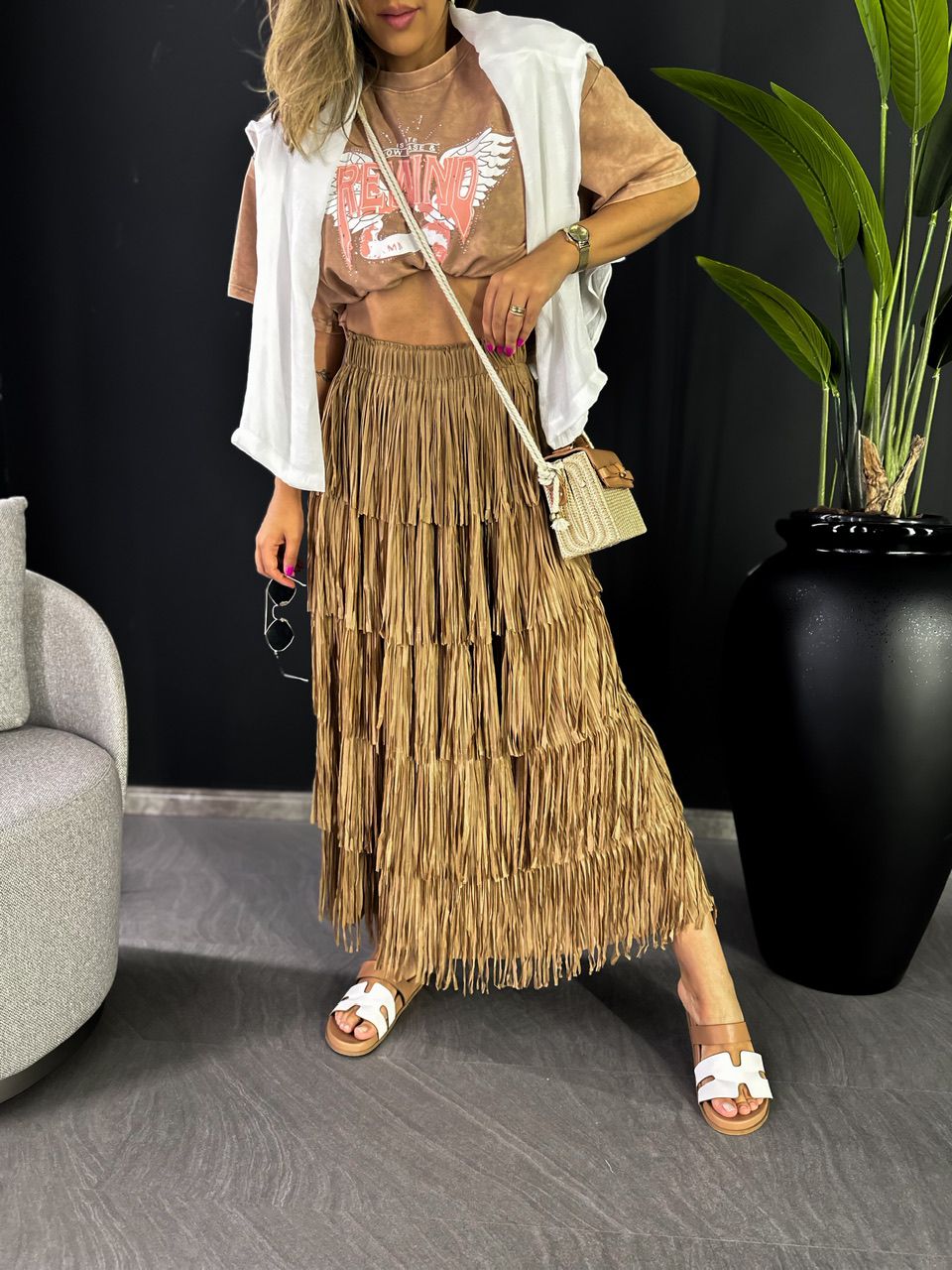 SAIA GABRIELA FRANJAS MARROM