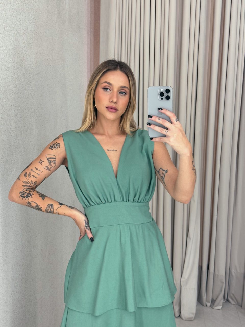 VESTIDO CLARA BABADOS VERDE
