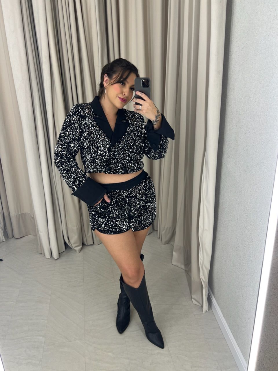 CONJUNTO DAIANA PAETÊ PRATA