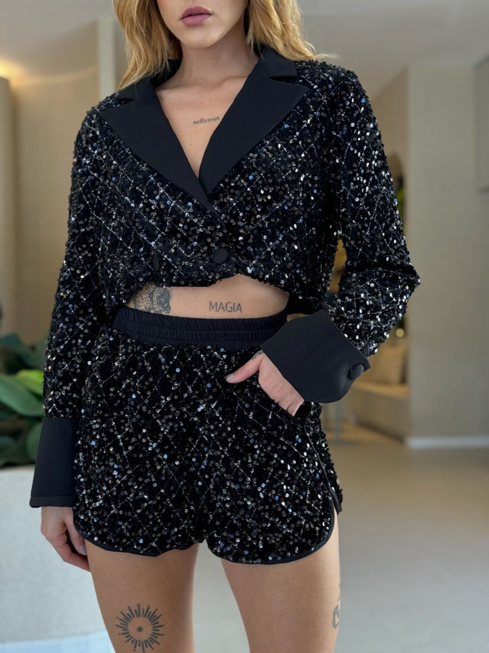 CONJUNTO DAIANA PAETÊ PRETO