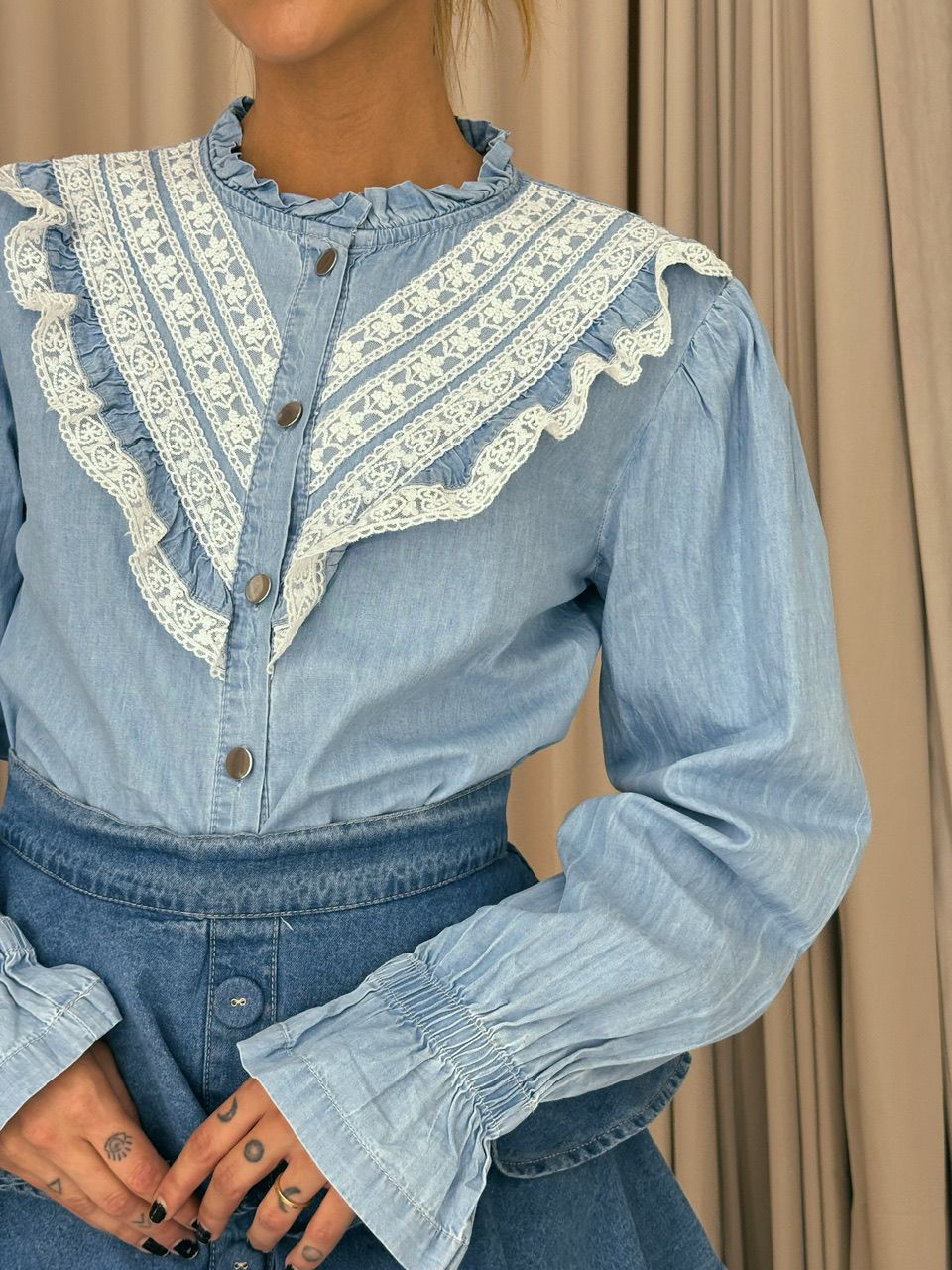 CAMISA RENDA JEANS CLARA