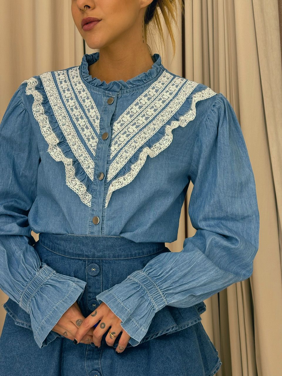 SAIA LIZ BABADO JEANS ESCURA