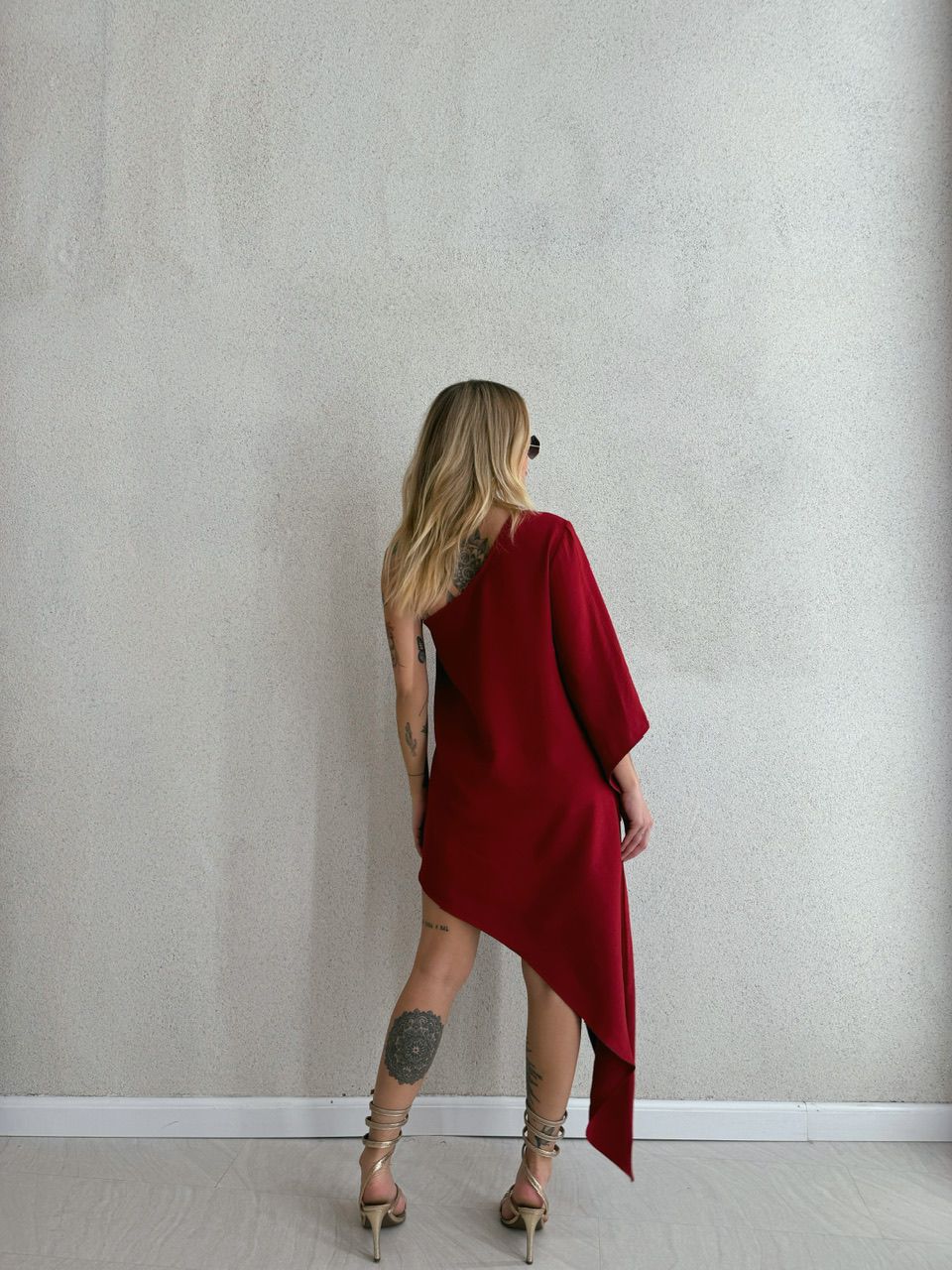 CONJUNTO CATARINA ASSIMÉTRICO VERMELHO