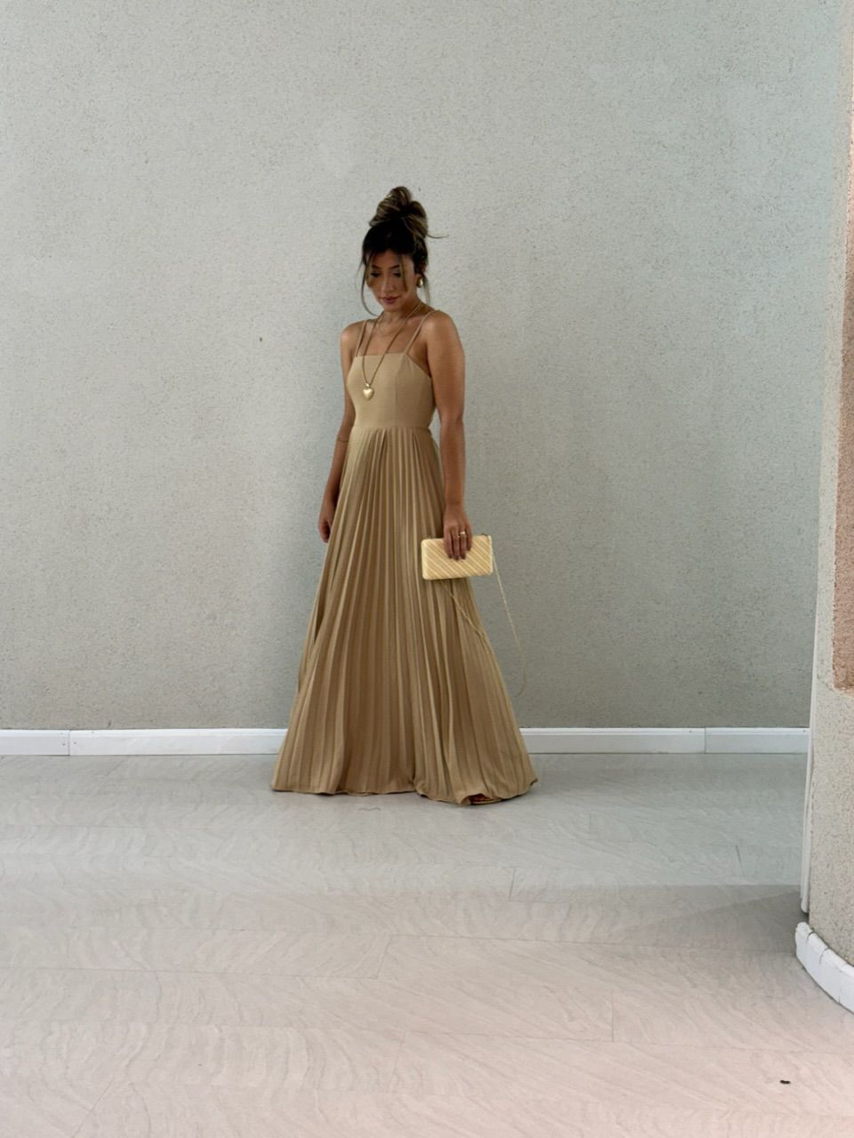 VESTIDO MÁRCIA 02 PLISSADO NUDE